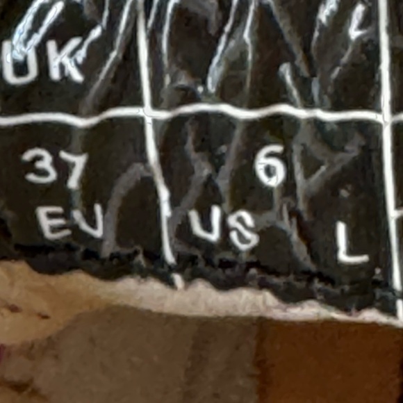 Rare Dr Martens Black Currant Womens size 6 - Picture 9 of 9